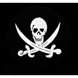 Polo Pirate Skull de couleur noir